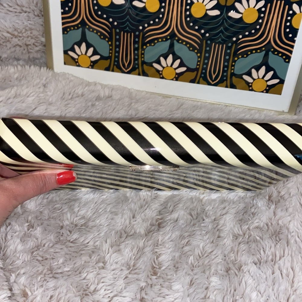 Kate Spade Novelty Emmanuelle Miss Penny’s Ice Cream Clutch/Shoulder Bag - Picture 13 of 16